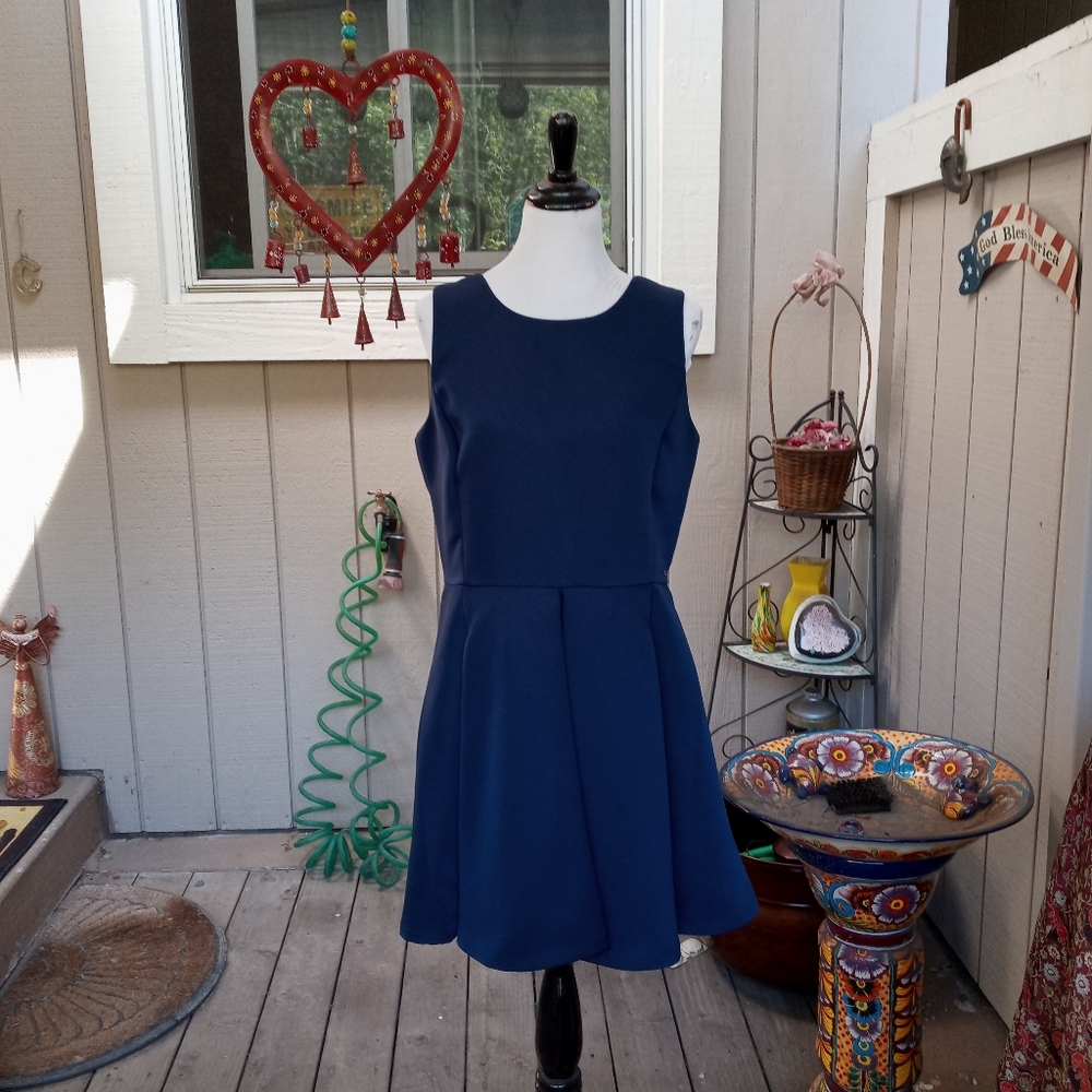 Women's dress